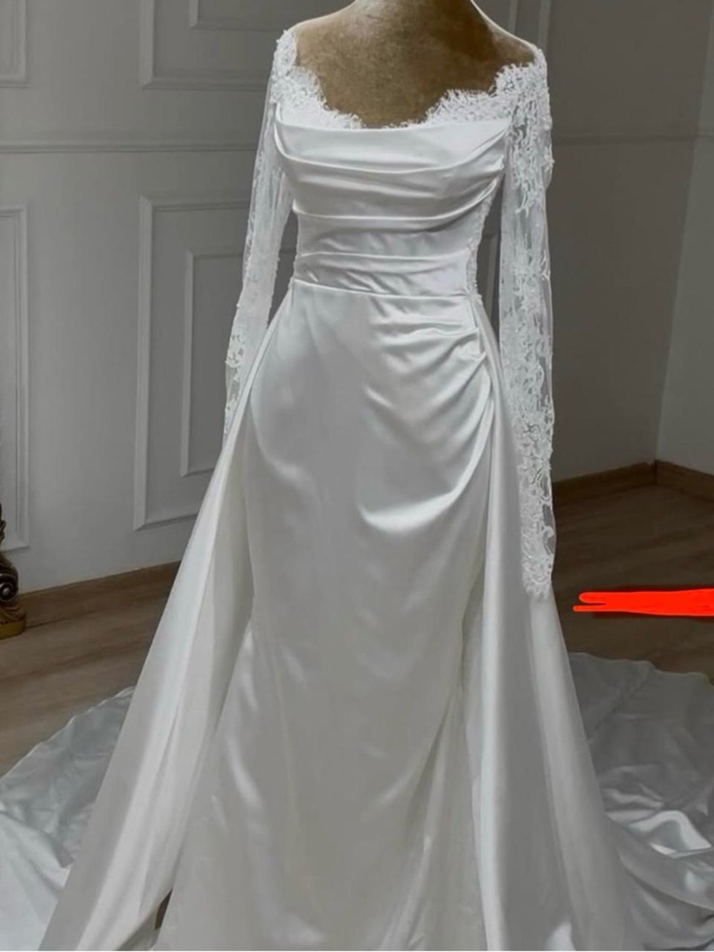 Bridal wedding dress & Veil